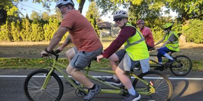 tandem bikers cruising the Vancouver streets